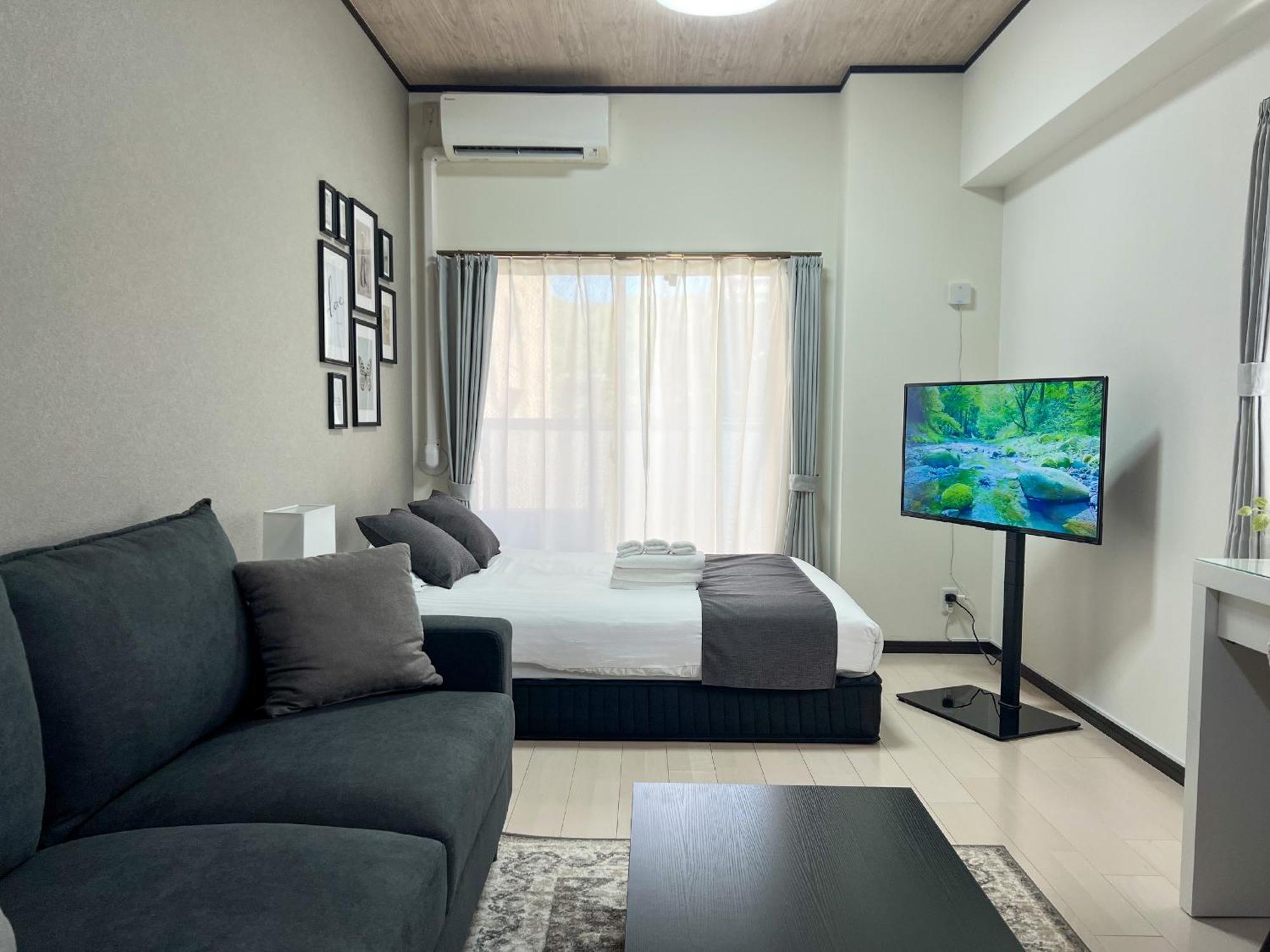 Lion Heiwa Odori Apartamento Hiroshima Exterior foto