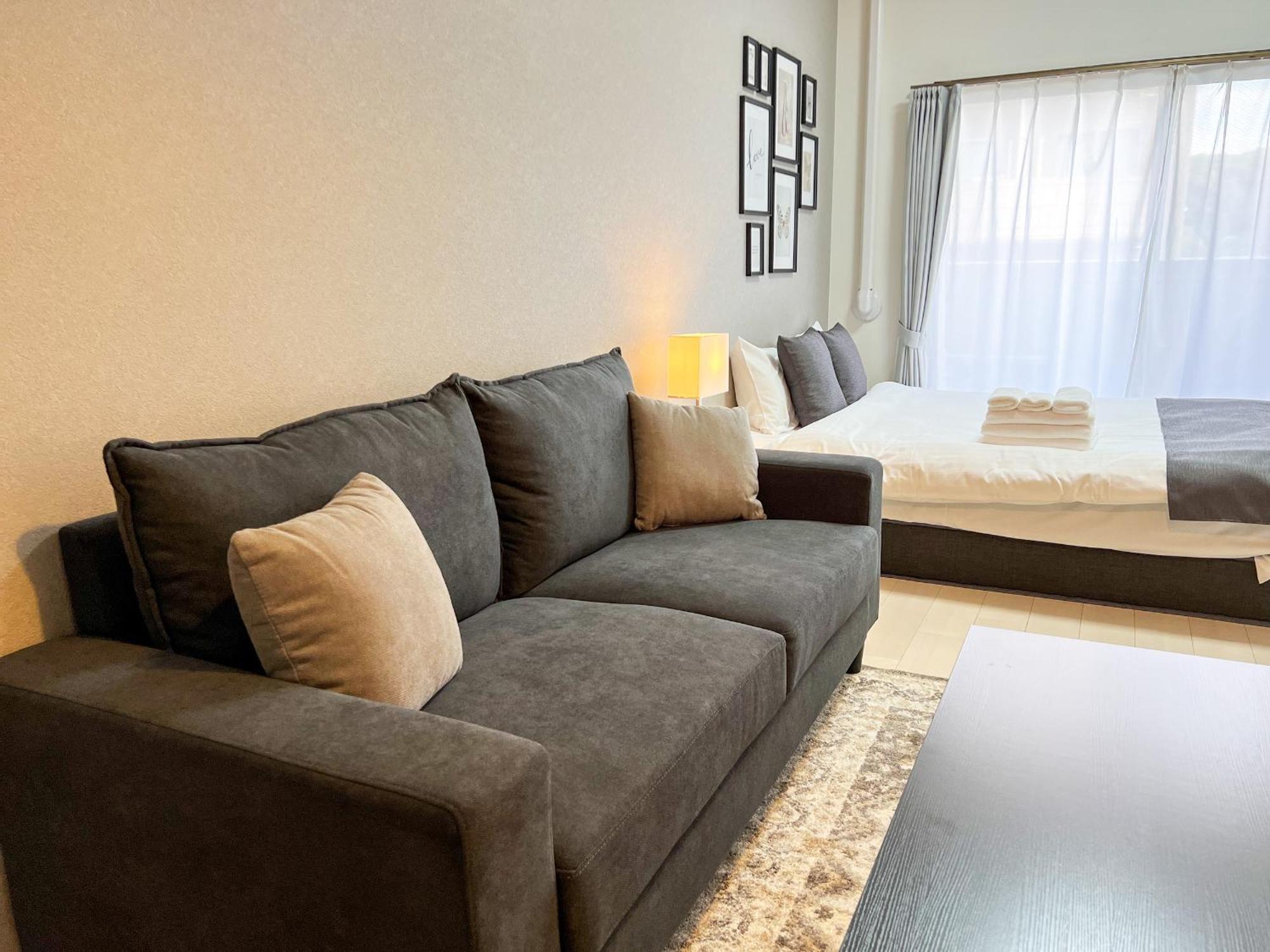 Lion Heiwa Odori Apartamento Hiroshima Exterior foto