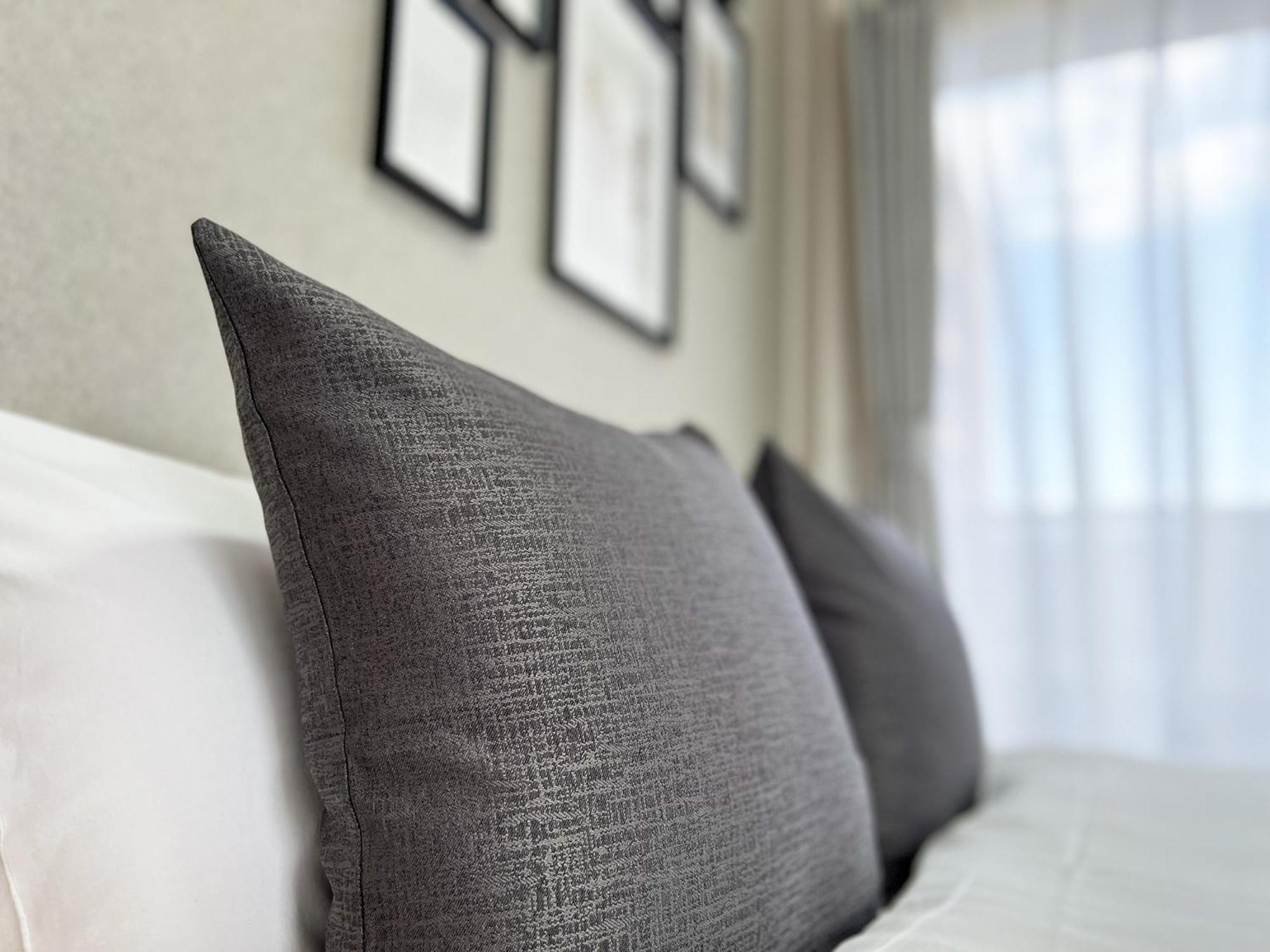 Lion Heiwa Odori Apartamento Hiroshima Exterior foto