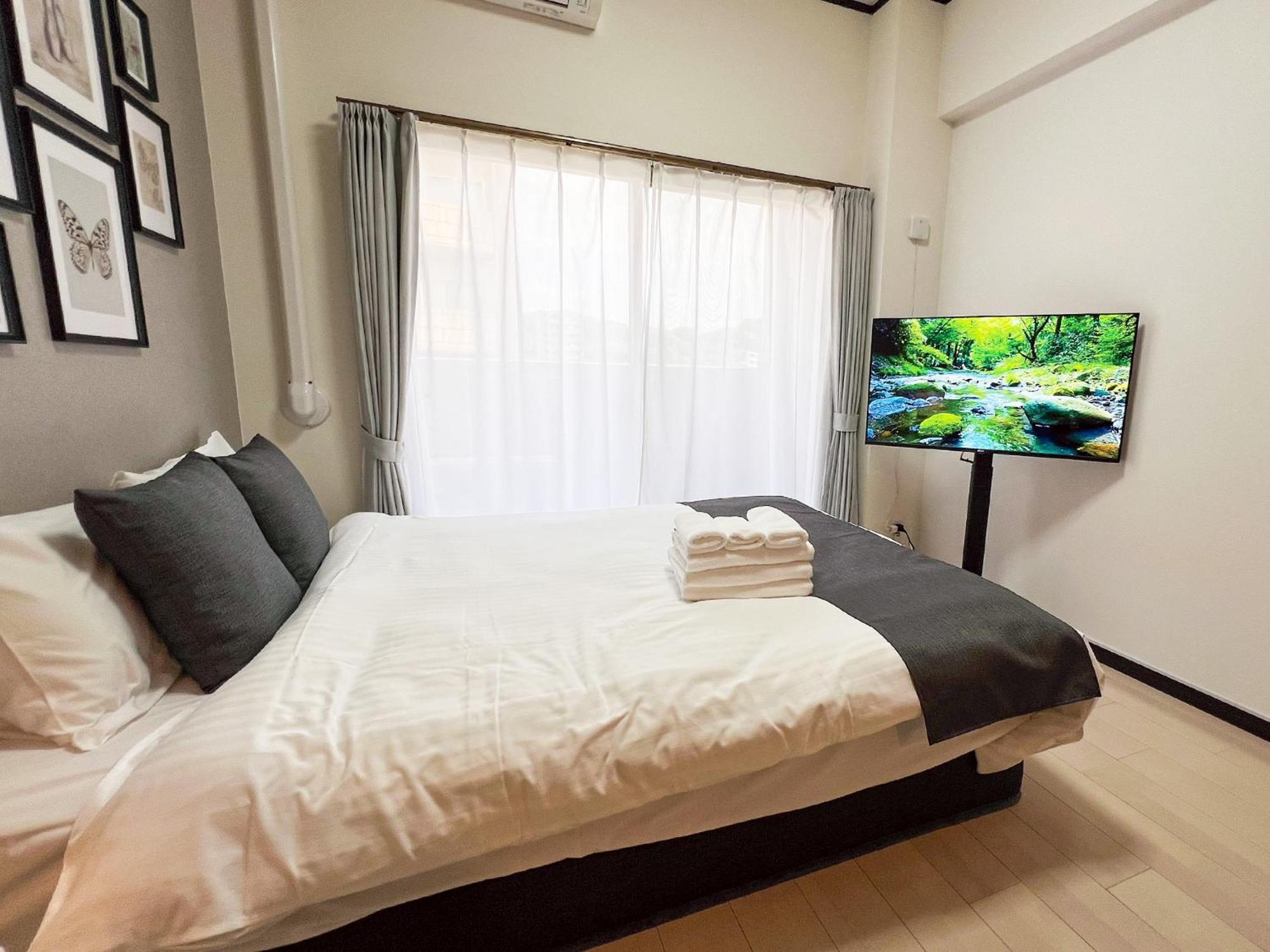 Lion Heiwa Odori Apartamento Hiroshima Exterior foto